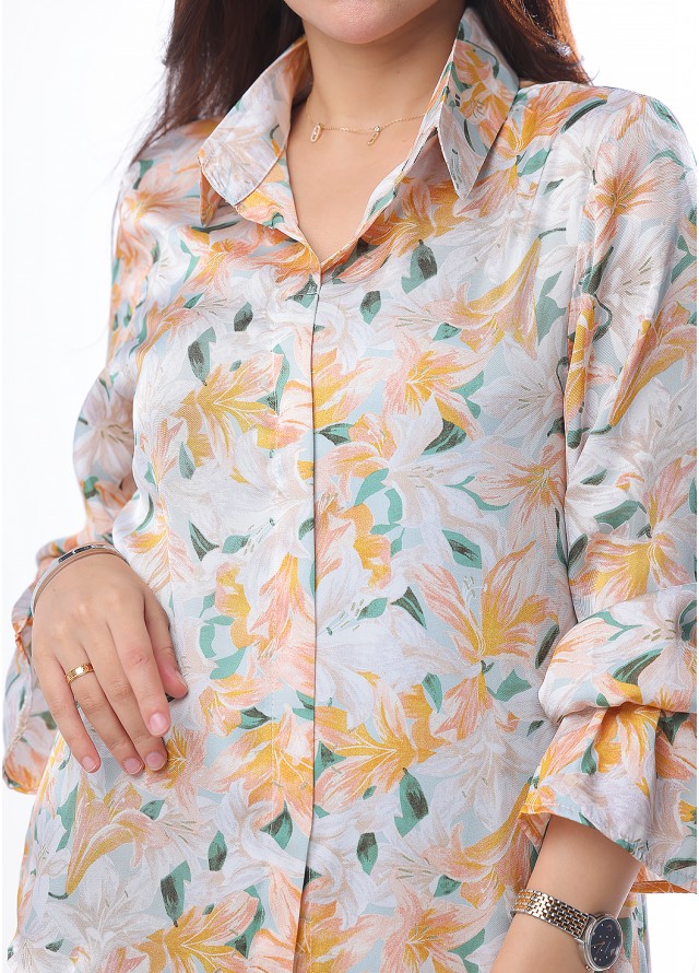 قميص نسائي رسمي مشجر بزهرة الزنبق بلون اخضر 